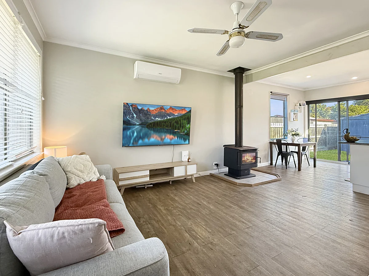 Additional image 2 of 15 Phillips Street, Lakes Entrance VIC 3909