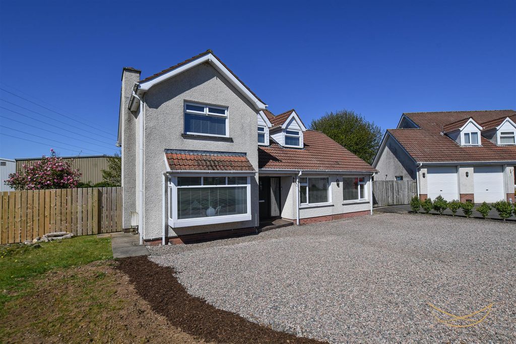 Additional image 4 of 5 bed detached house for saleHydepark Close, Newtownabbey BT36
