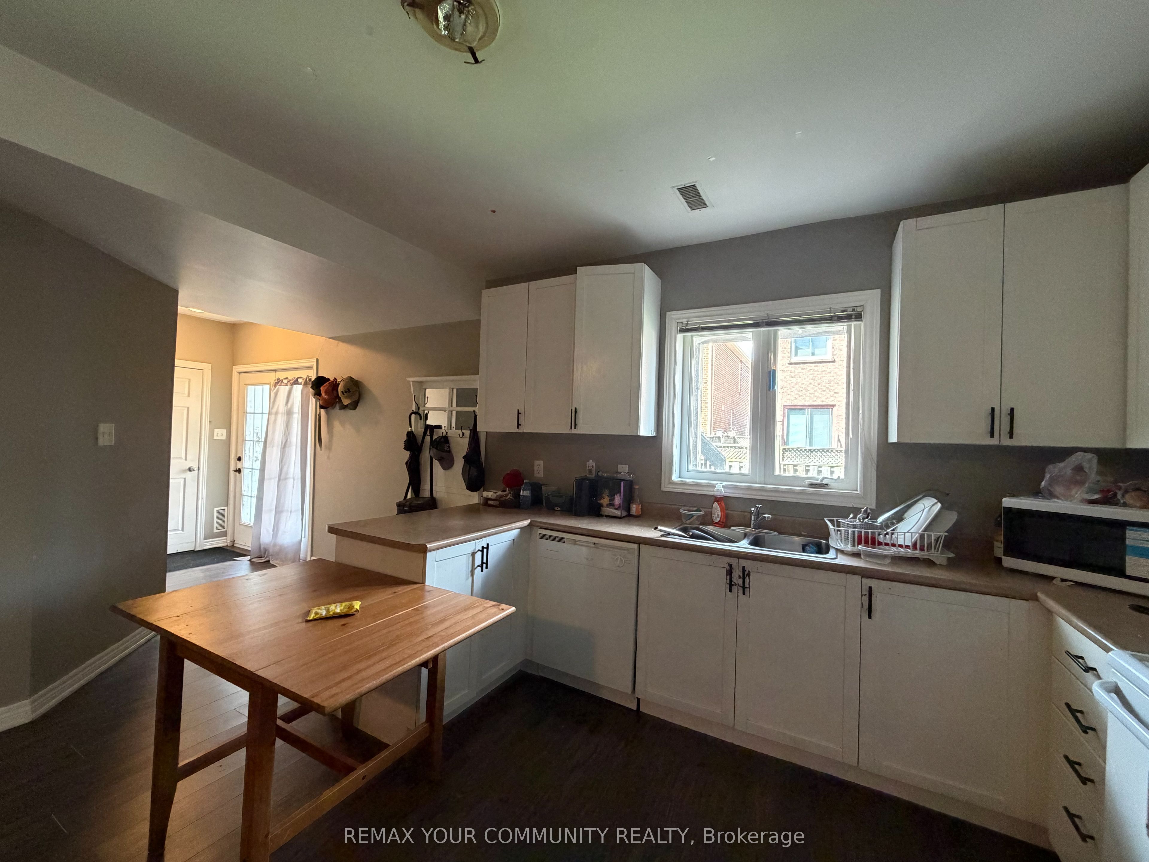 67 Guery Crescent, Vaughan, ON, L4L 9P4