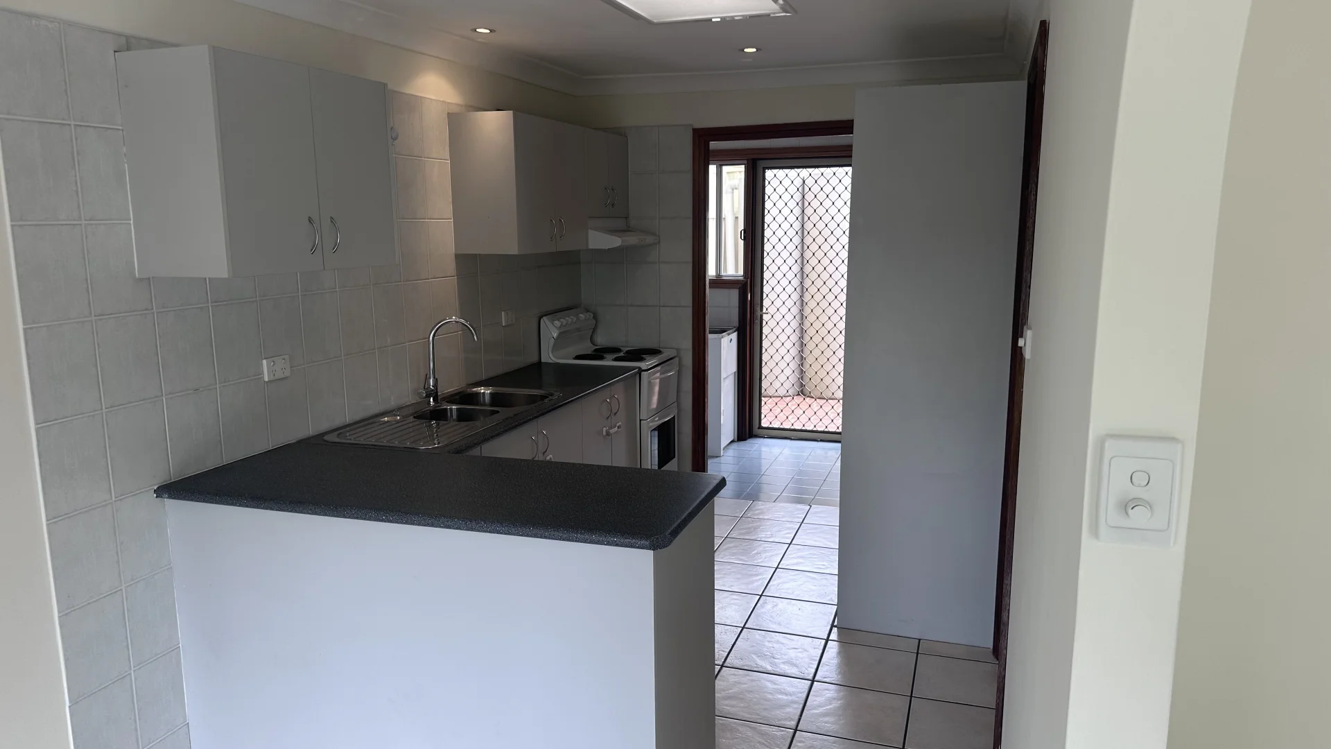 394 Flushcombe Road, Blacktown NSW 2148 photo 4