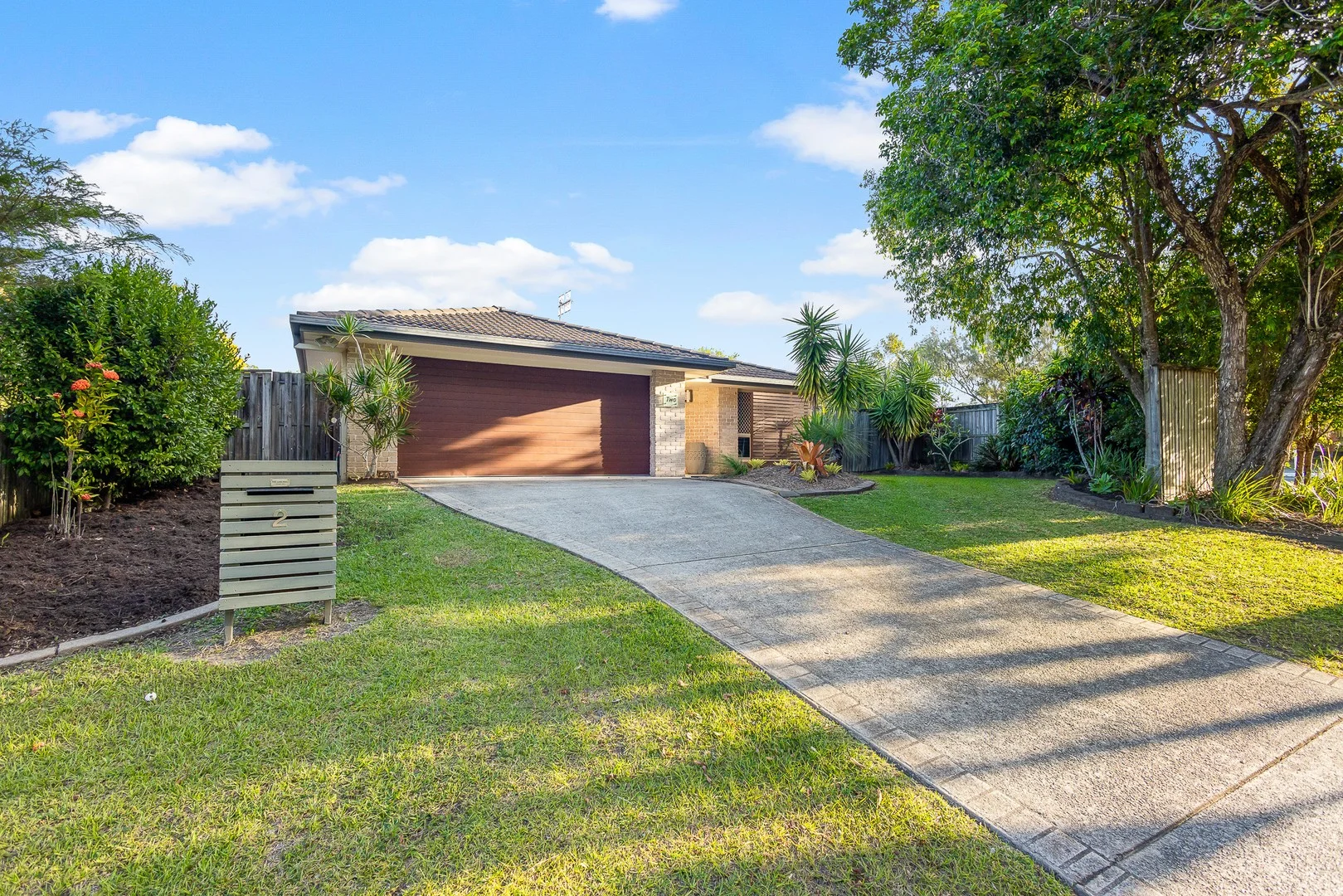 2 Bushlands Drive, Noosaville QLD 4566