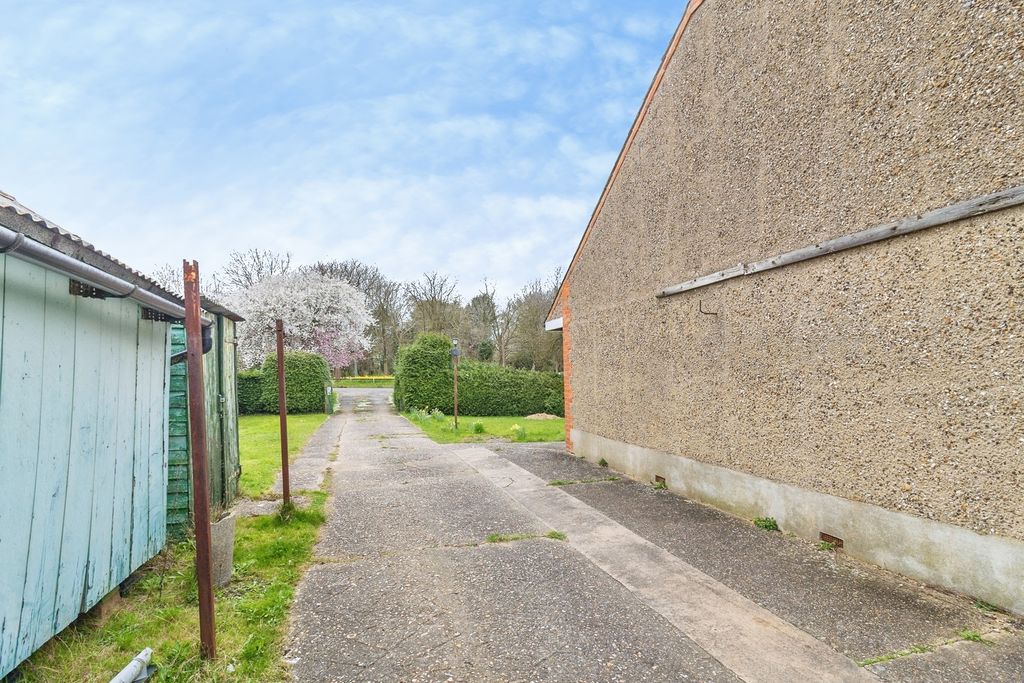 Additional image 12 of Land for saleLondon Road, Loughton, Milton Keynes, Buckinghamshire MK5