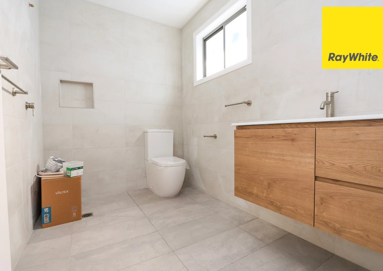 Additional image 6 of 9B Terry Drive, Inverell NSW 2360