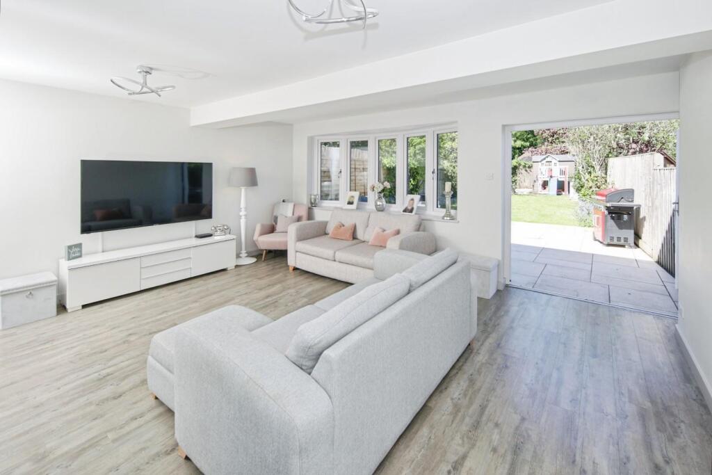 Additional image 8 of Fennis Close, Dorridge, Solihull