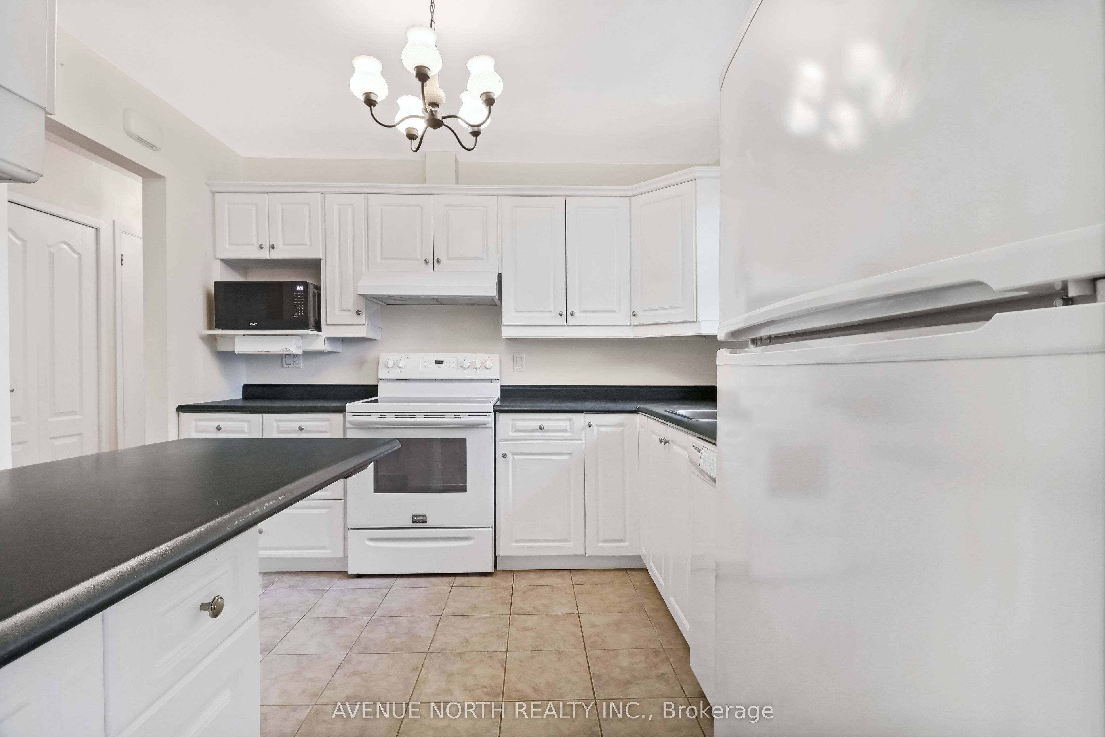 Additional image 5 of A-1420 Matheson Road, Ottawa, ON, K1J 8B6