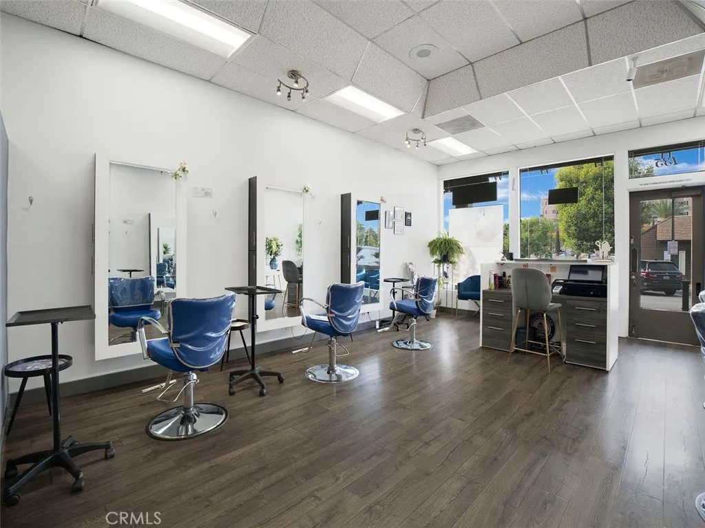 Additional image 7 of 135 W California Boulevard, Pasadena, CA 91105