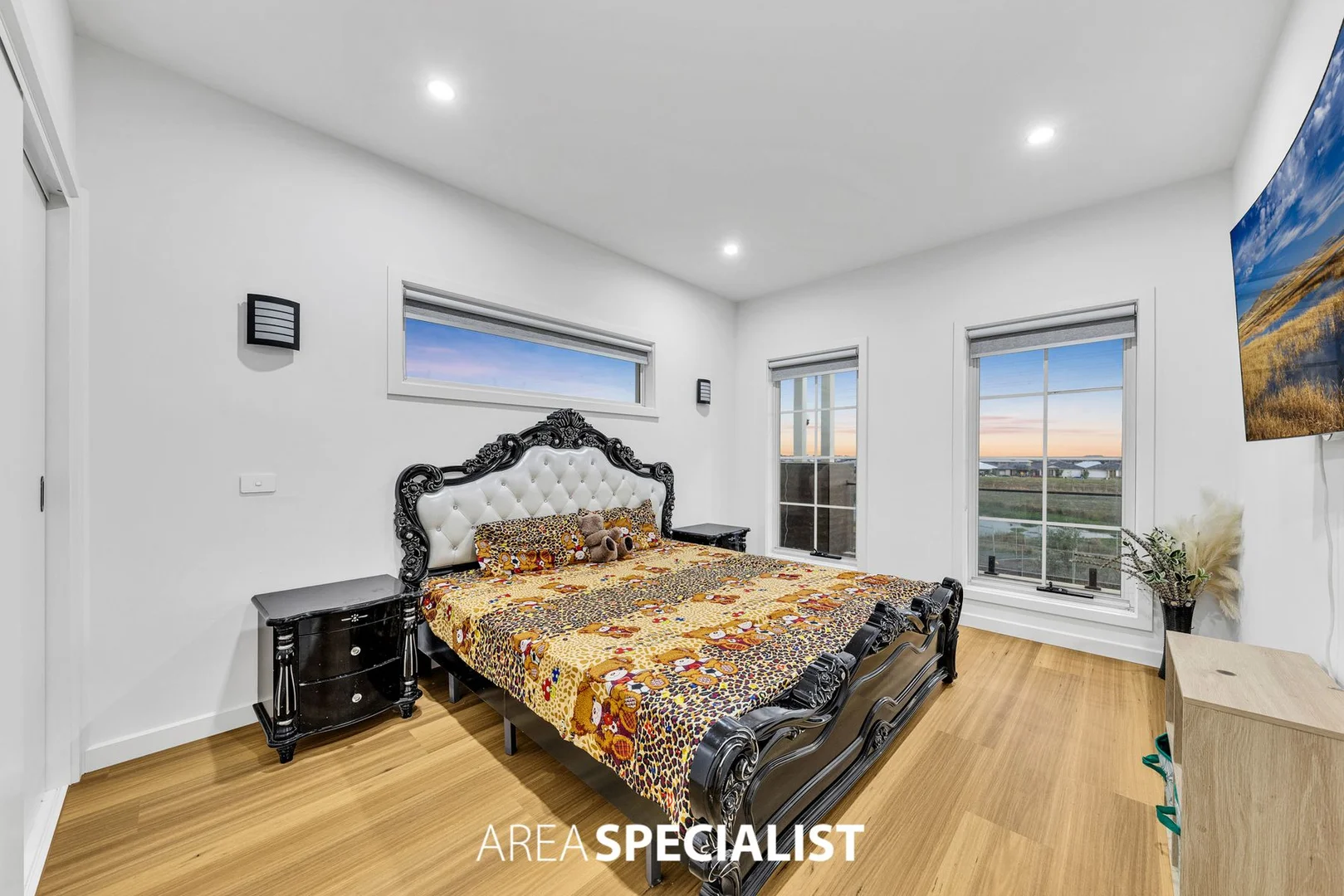 Additional image 18 of 129 Villa Doria Drive, Clyde North VIC 3978