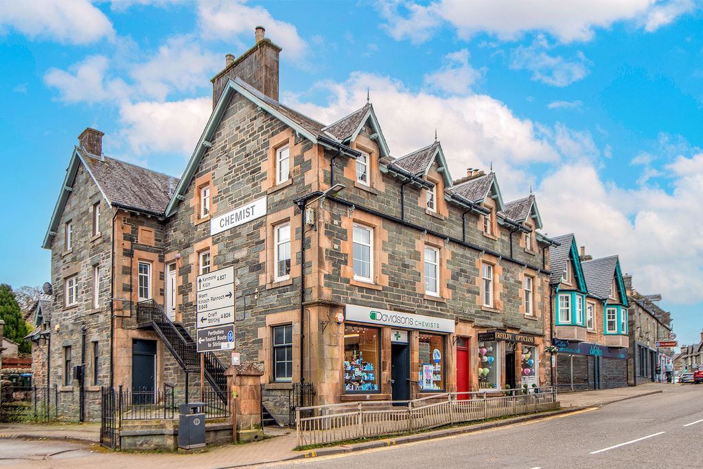 4 bed maisonette for saleBank Street, Aberfeldy PH15