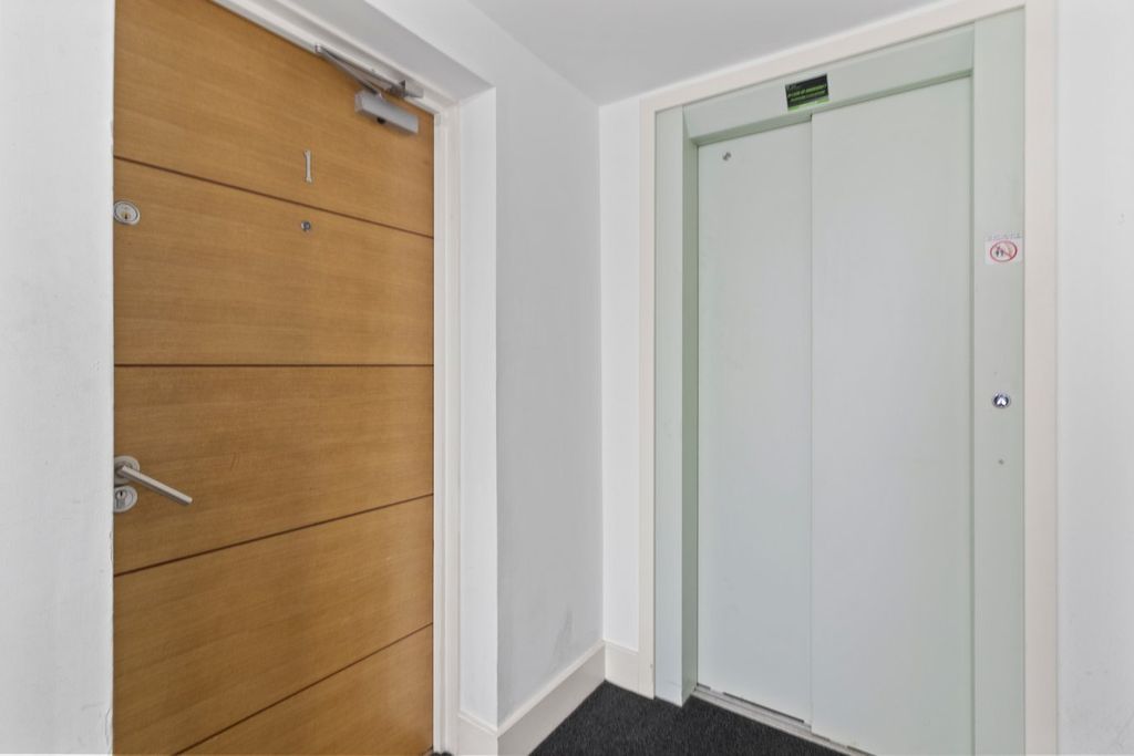 Additional image 19 of 2 bed flat for saleCompton Street, Eastbourne BN21