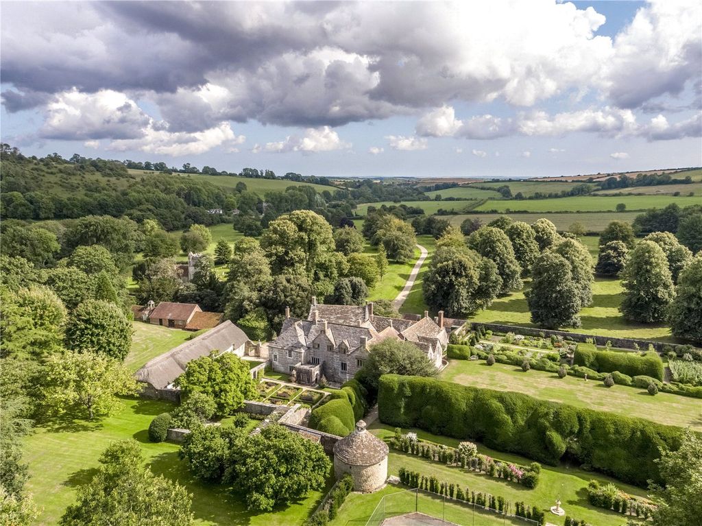Additional image 4 of 9 bed equestrian for saleBinghams Melcombe House, Binghams Melcombe, Dorchester, Dorset DT2