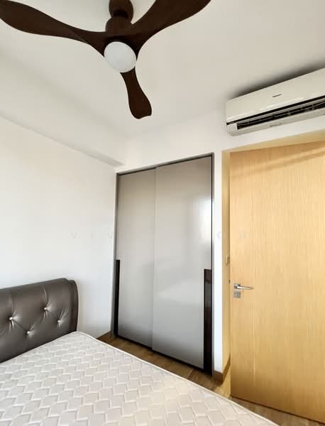 230 Commonwealth Avenue photo 4