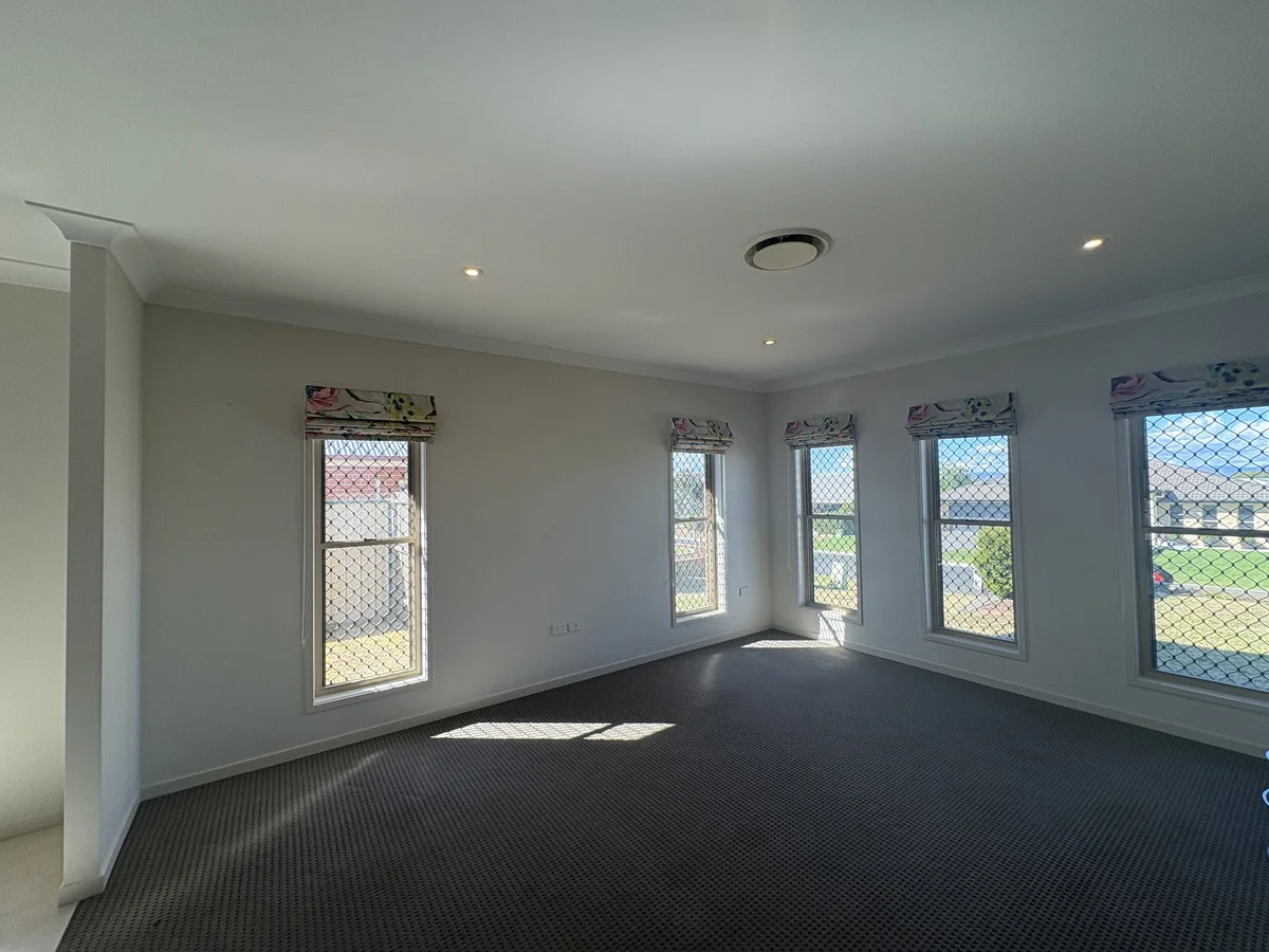 42 Himyar Drive, Warwick QLD 4370 photo 3