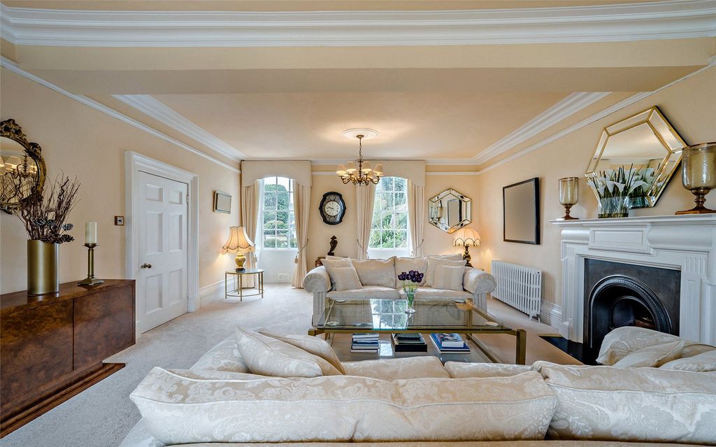 Additional image 8 of 6 bed detached house for saleBridge Street, Crickhowell, Powys NP8