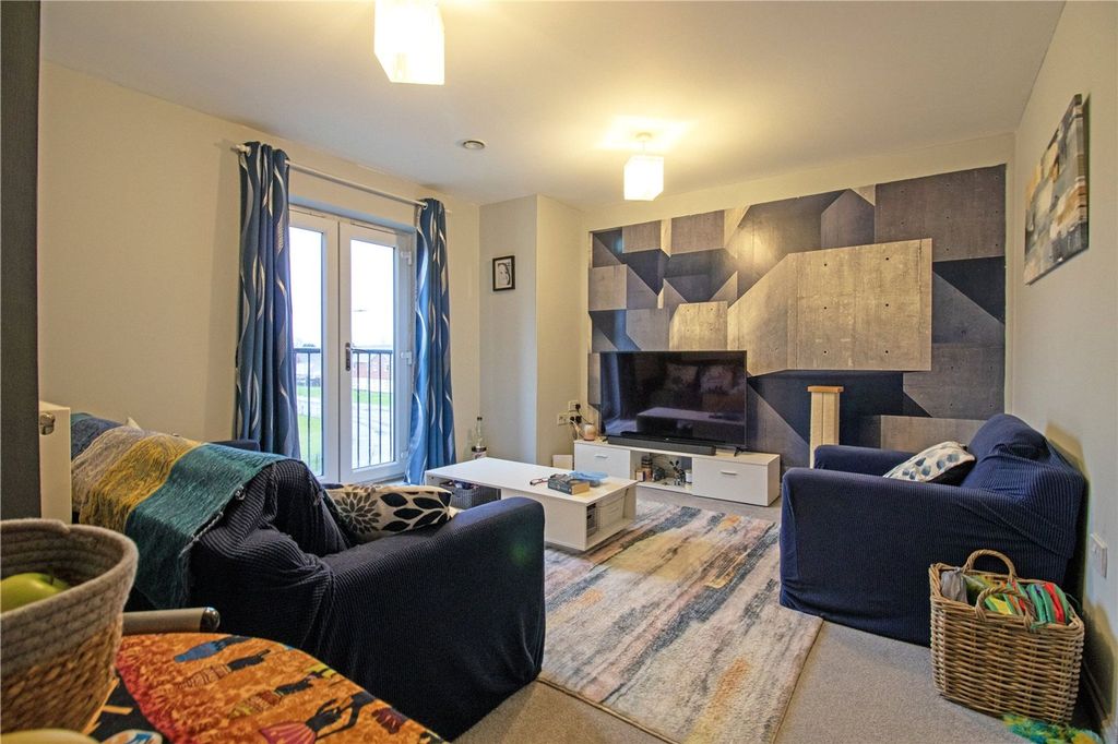 Additional image 2 of 2 bed flat for salePintail Close, Scunthorpe DN16