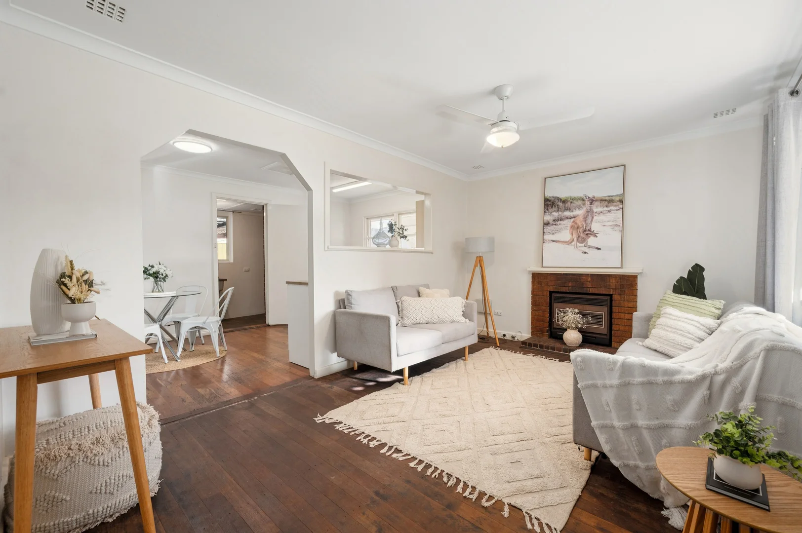 20 Longhurst Way, Queens Park WA 6107 photo 4