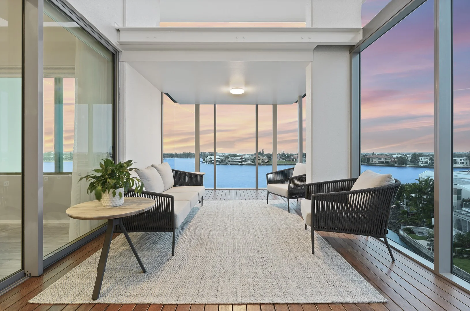 2501 Ephraim Island, Paradise Point QLD 4216