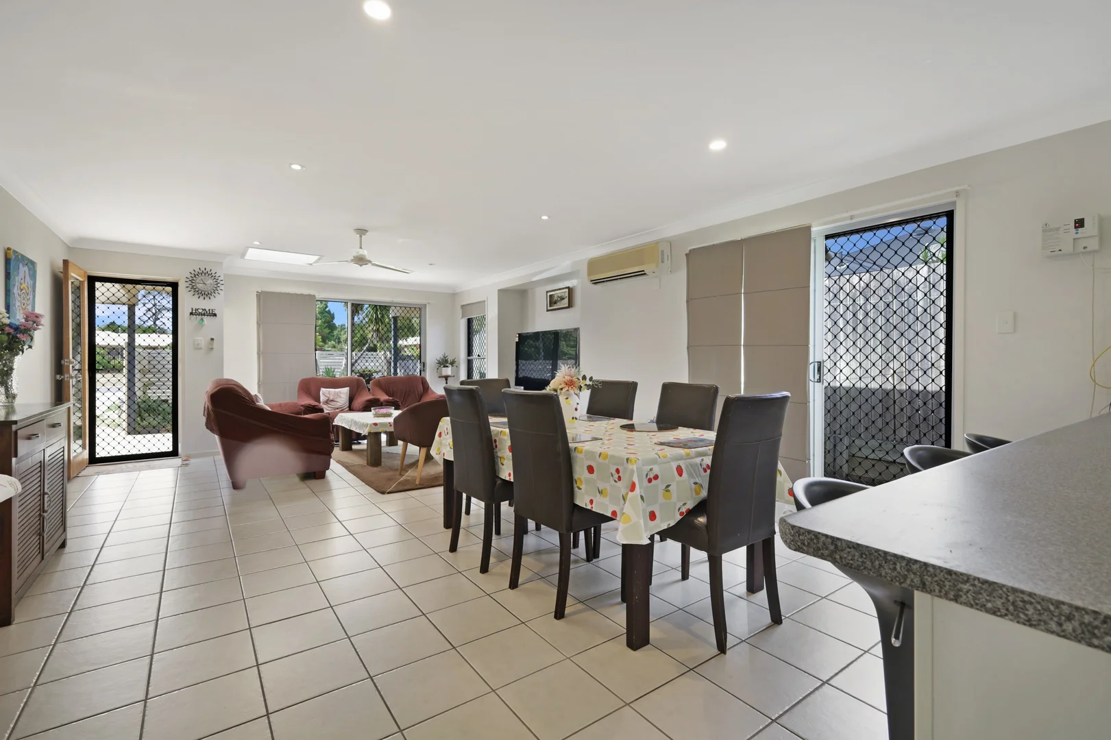 Additional image 3 of 2/63 Kearney Street, Kearneys Spring QLD 4350