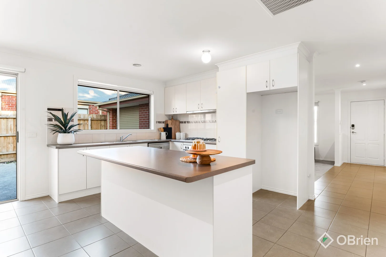 Additional image 3 of 2 Marija Crescent, Berwick VIC 3806