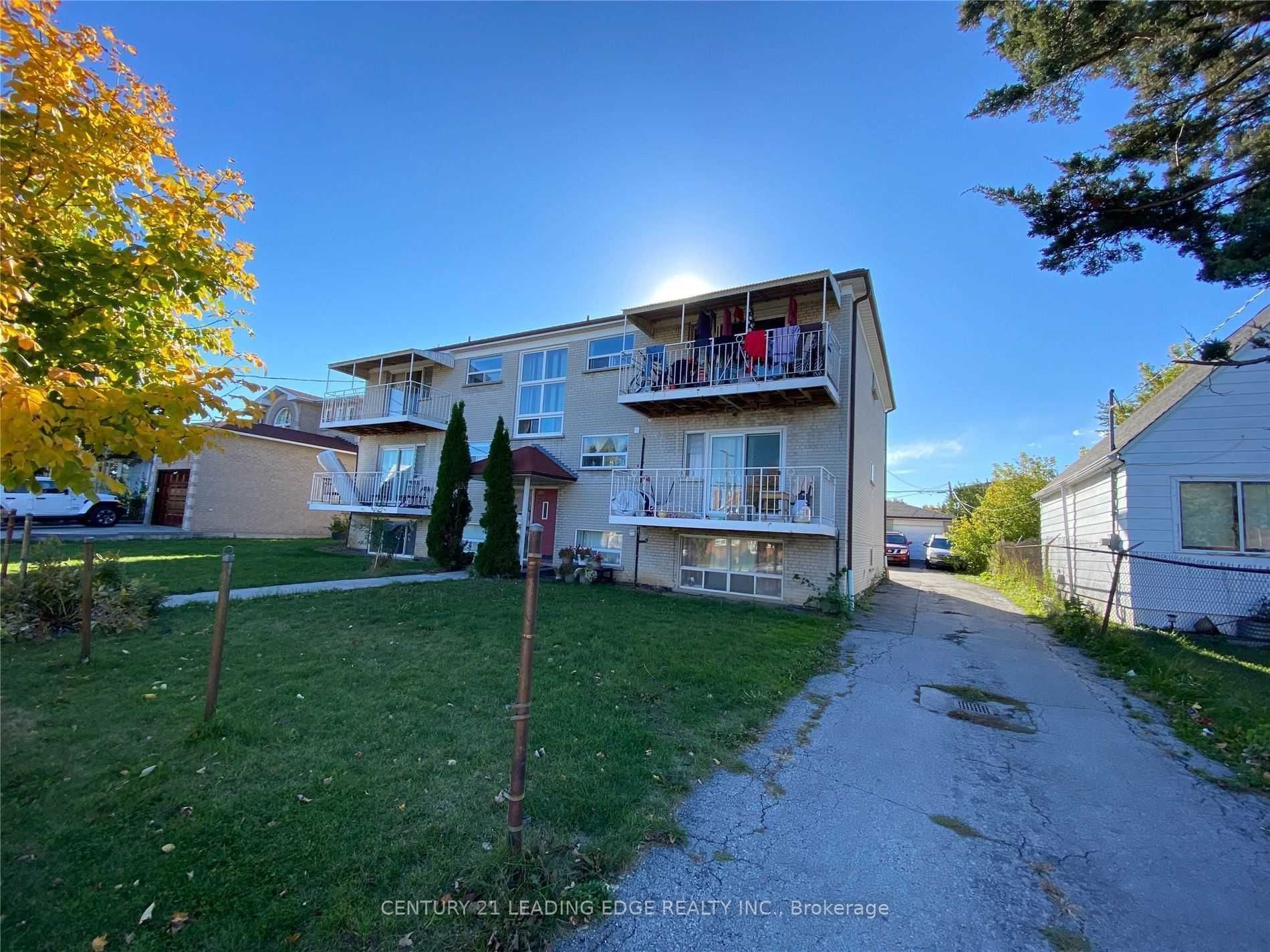 202-108 Huntington Avenue, Toronto, ON, M1K 4L5
