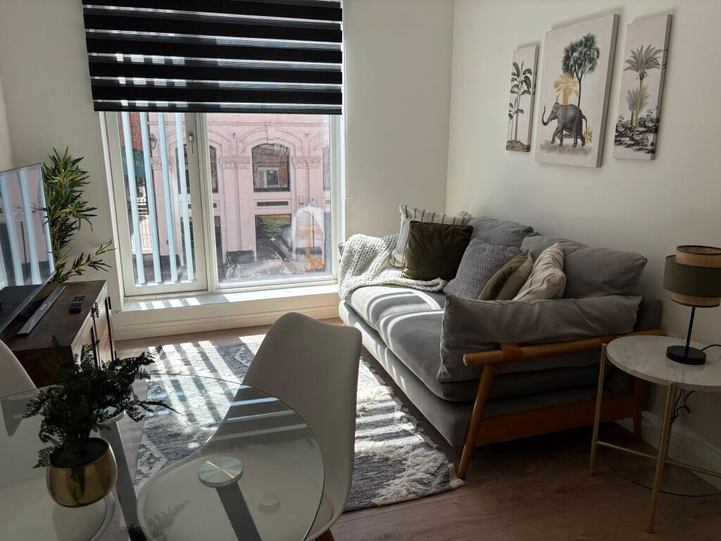 Bradford Street, Birmingham, B12 photo 3