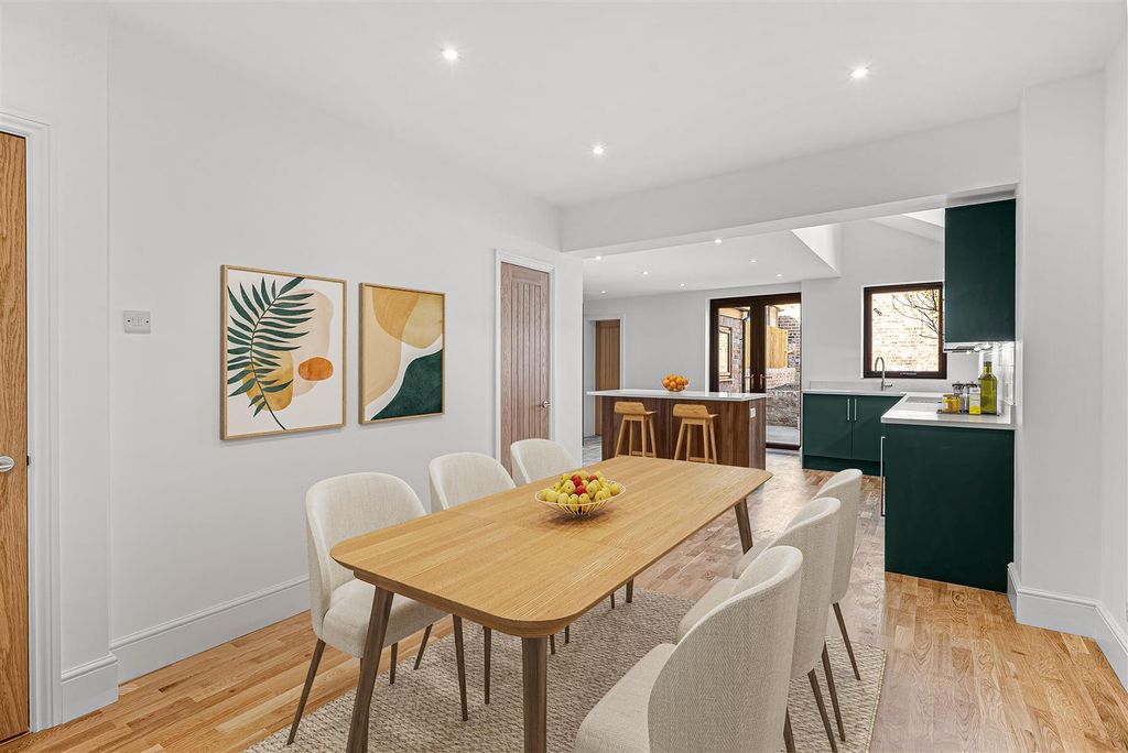 Additional image 3 of 4 bed end terrace house for saleVyner Street, York YO31