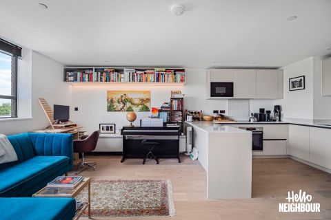 Balham High Road, London SW12, Studio to rent