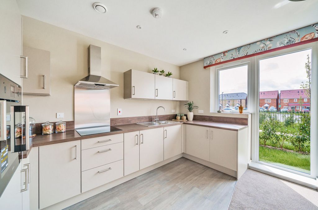 2 bed flat for saleEmpress Drive, Wallingford OX10