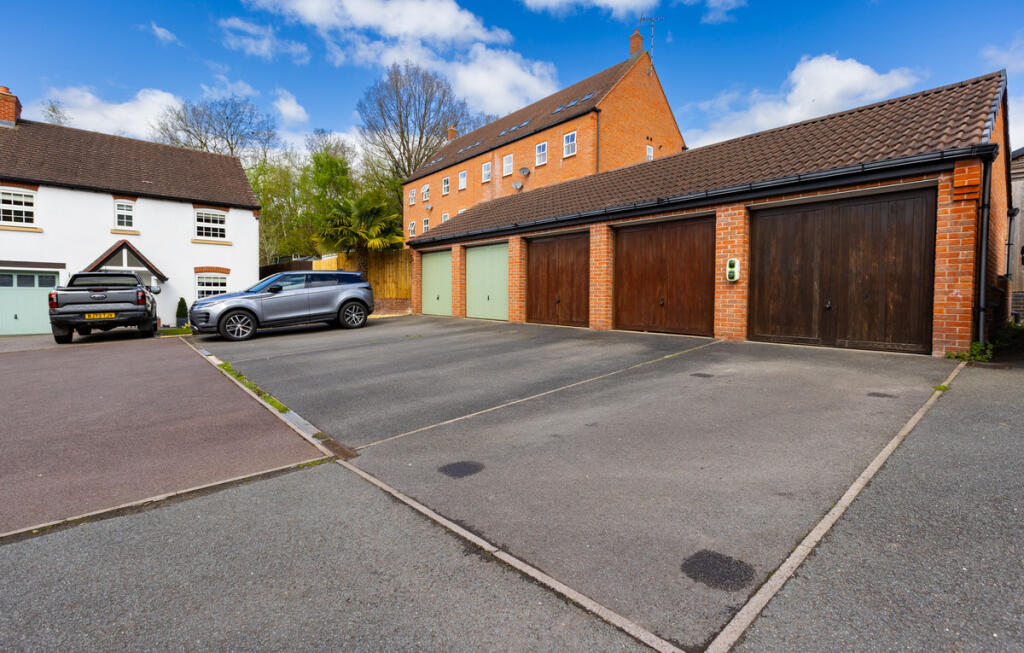 Additional image 33 of Nether Hall Avenue, Great Barr, Birmingham