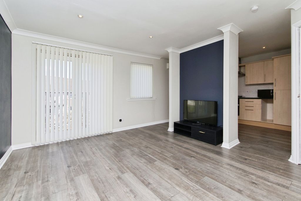 2 bed flat for saleCathcart Road, Glasgow G73 photo 2