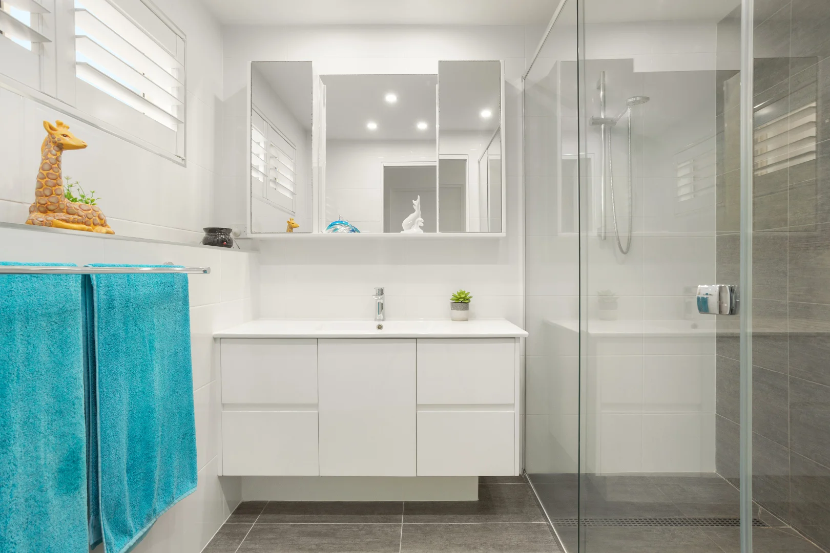 Additional image 10 of 1/16A Warrawong Street, Coolangatta QLD 4225