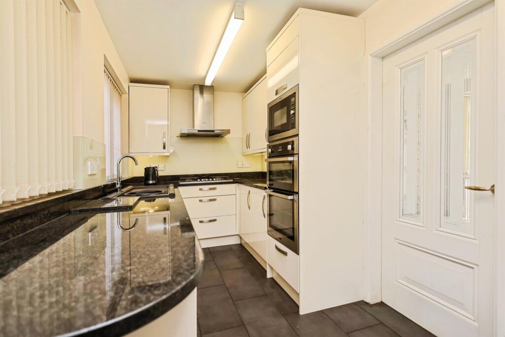 Moat Lane, Yardley, Birmingham photo 3
