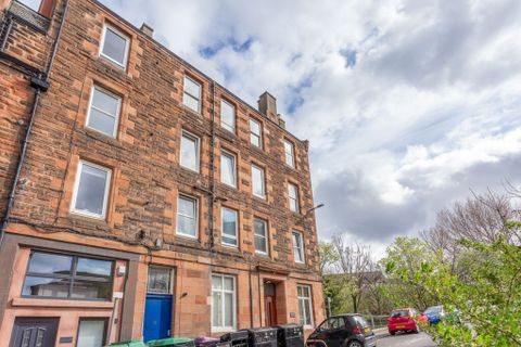13/8 Hawthornvale, Edinburgh EH6