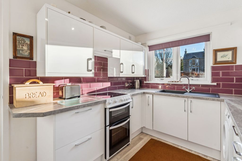 Additional image 3 of 2 bed flat for saleHolmehill Court, Dunblane FK15