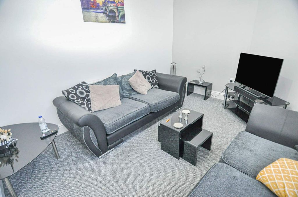 Additional image 11 of 5 bed end terrace house for saleDaisy Bank Road, Victoria Park, Greater Manchester M14