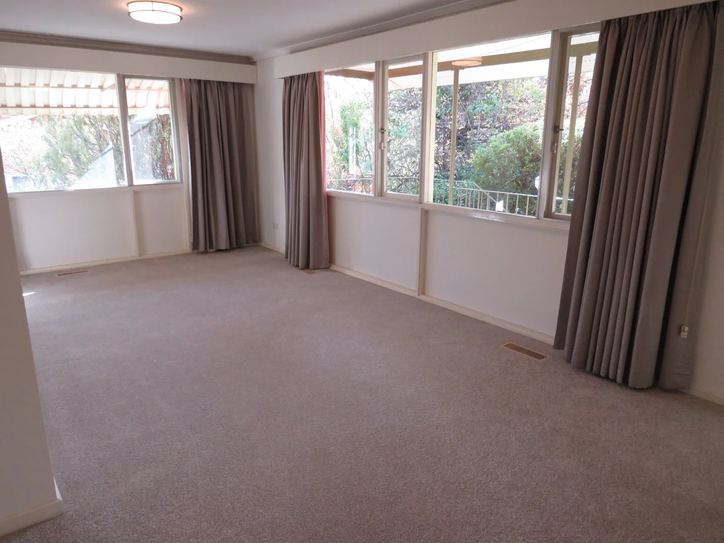161 Blamey Crescent, Campbell ACT 2612 photo 2