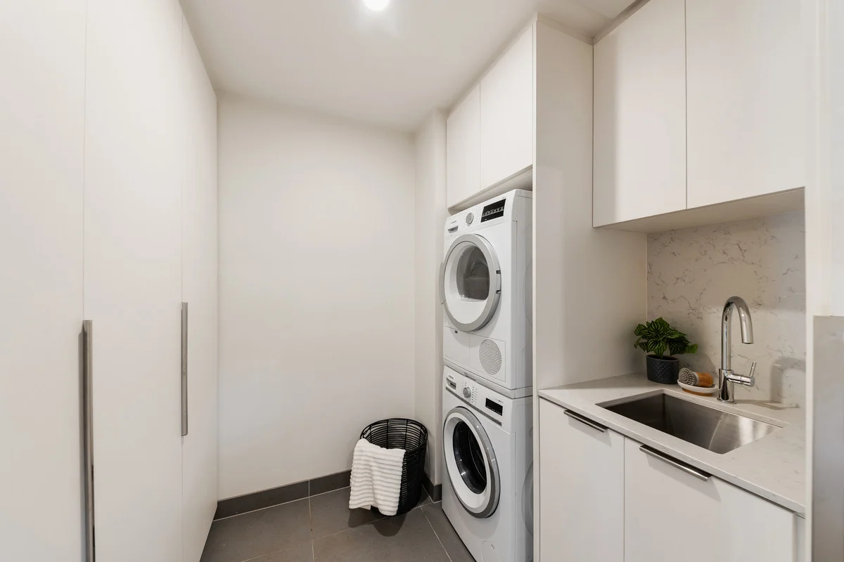1/22 Canberra Avenue, Forrest ACT 2603 photo 3