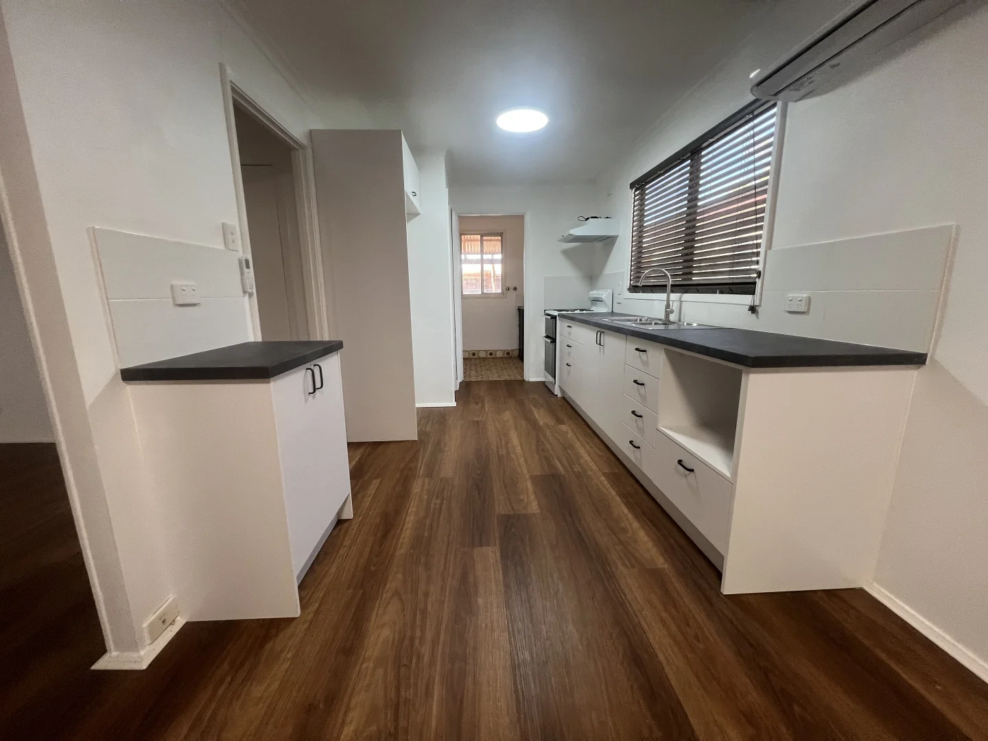 2 Knox Way, Newman WA 6753 photo 5