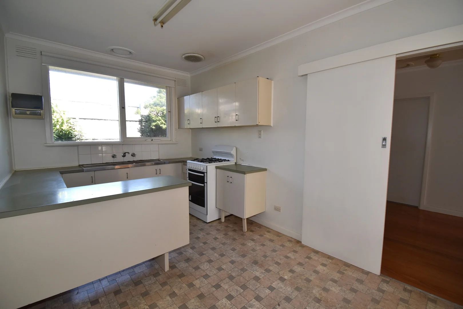 Additional image 4 of 3/40 Prince Edward Ave, McKinnon VIC 3204
