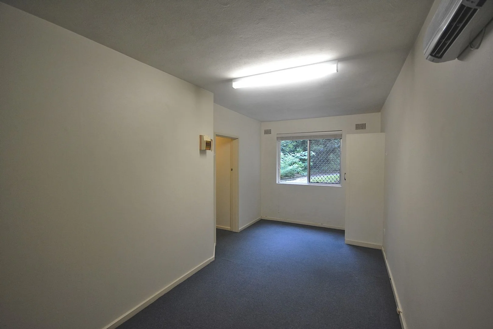 3/4 David Road, Springwood NSW 2777 photo 3