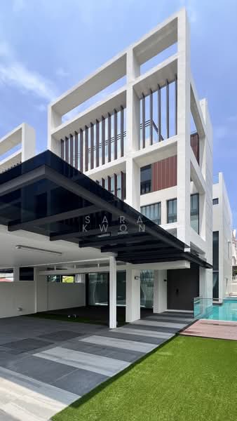 Brand New Semi-D w Pool and Lift near Upper East Coast Road photo 2