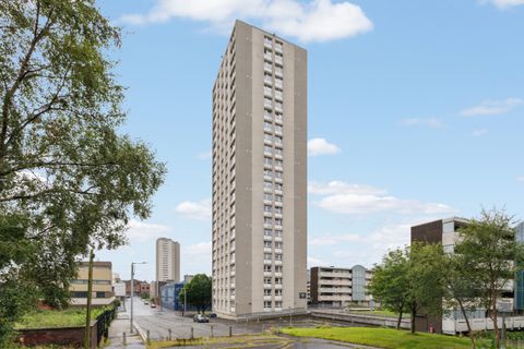 Dundasvale Court, Cowcaddens G4