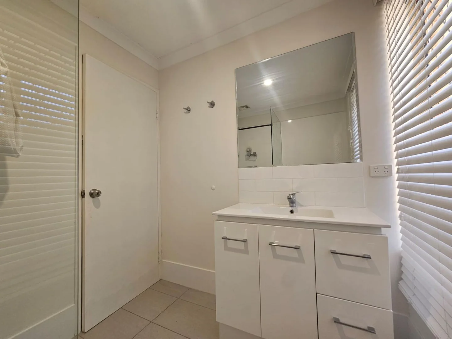 Additional image 9 of 50 Forest Lakes Drive, Thornlie WA 6108