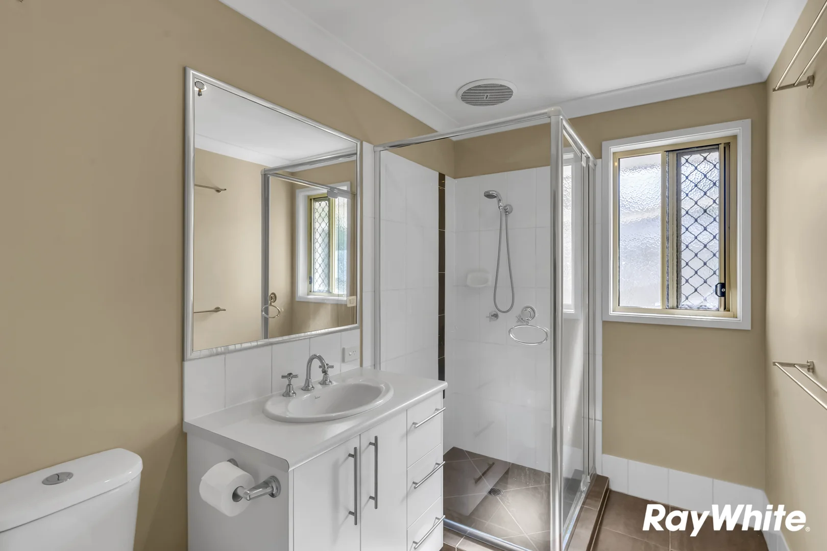 Additional image 9 of 5 Peggy Crescent, Redbank Plains QLD 4301