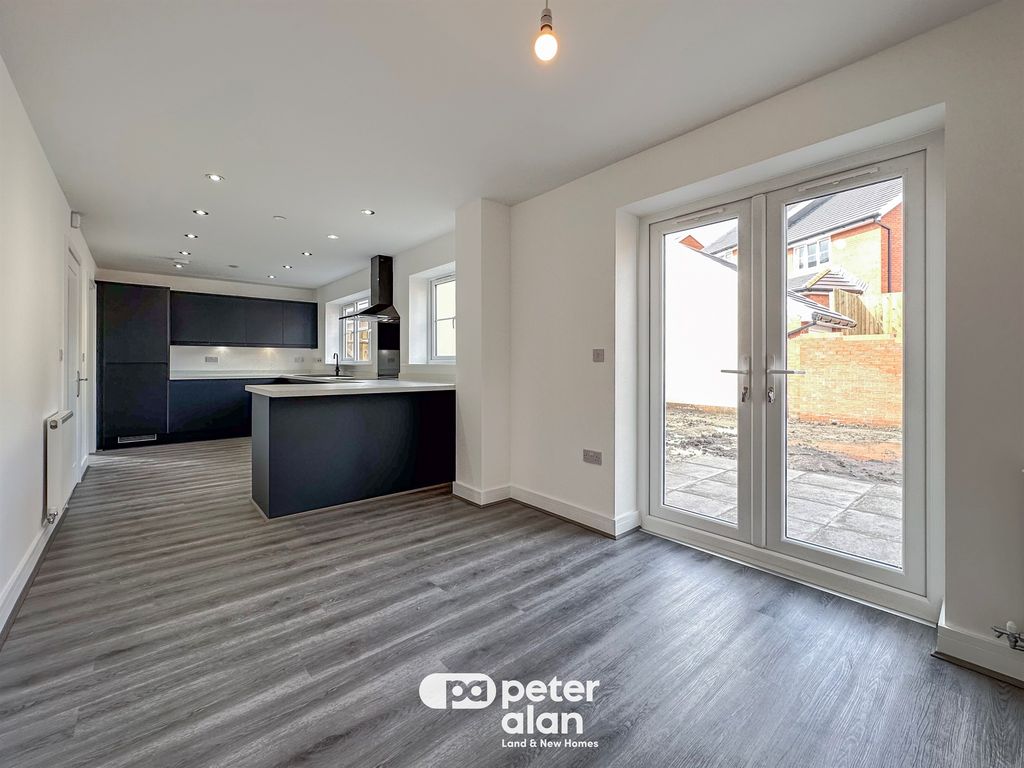 Additional image 5 of 4 bed detached house for saleGlan Llyn, Tredegar NP22