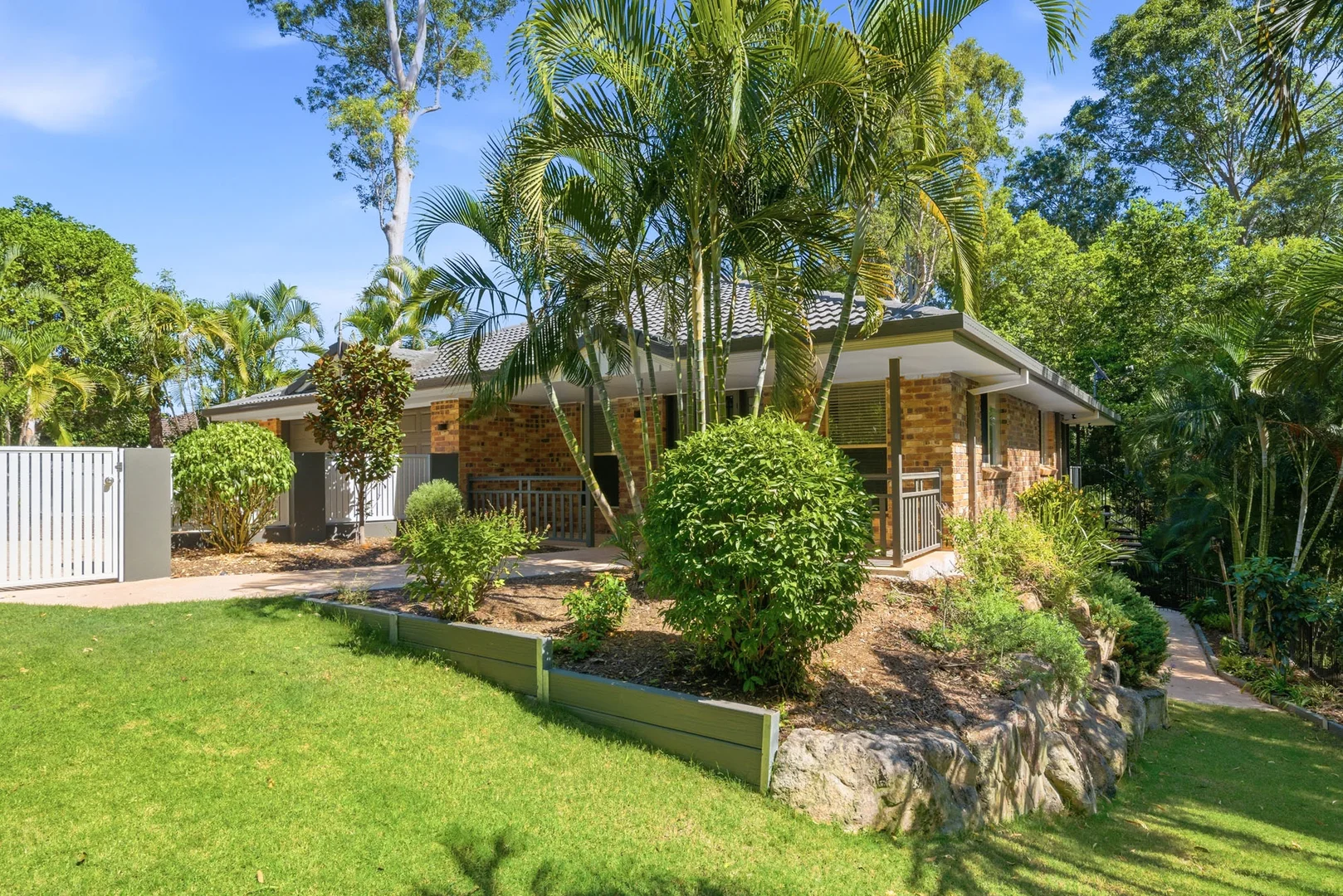 Additional image 2 of 20 Kingfisher Place, Chapel Hill QLD 4069