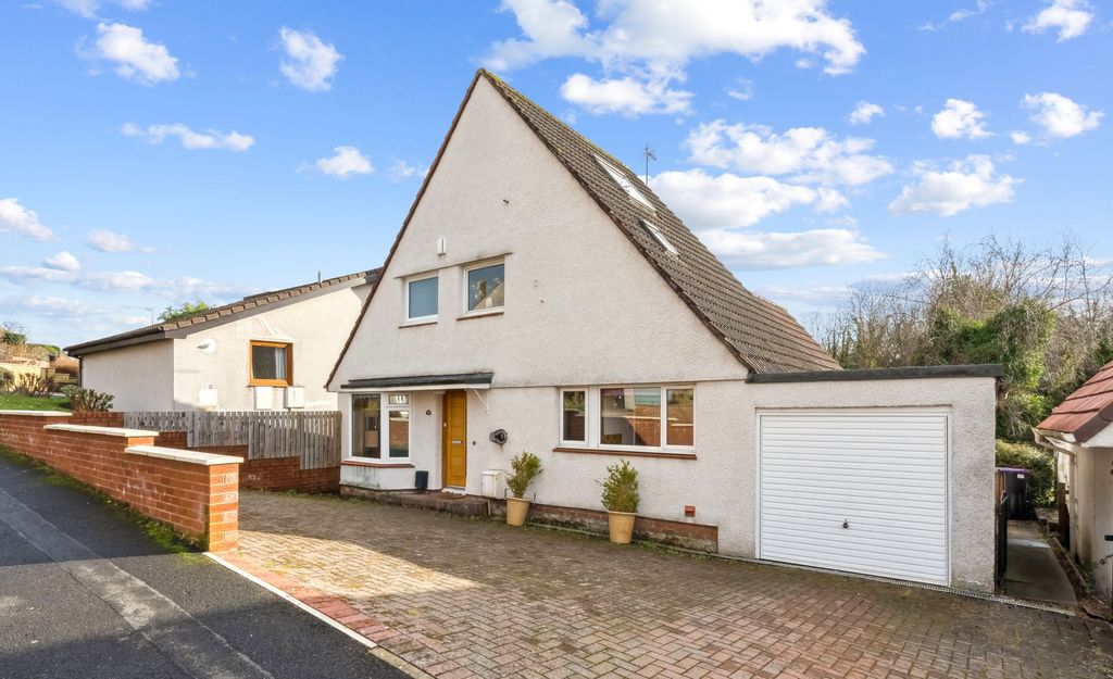 3 bed detached house for salePelstream Avenue, Stirling FK7