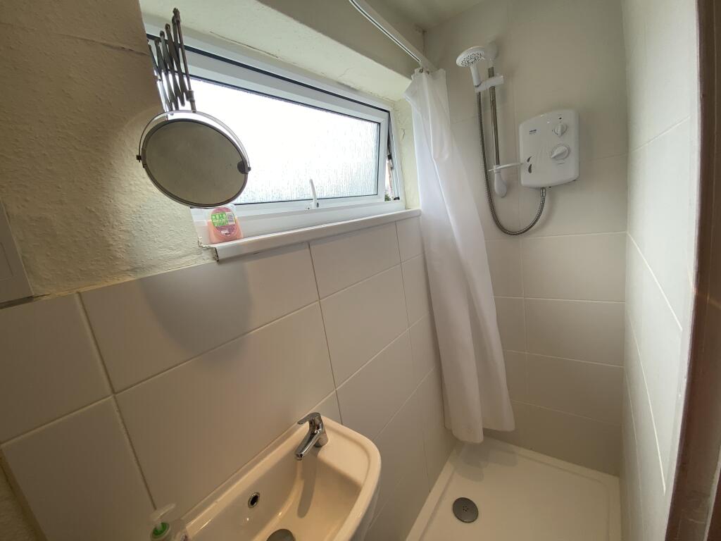 Additional image 11 of Rebecca Drive - 5 bed, Selly Oak, West Midlands, B29
