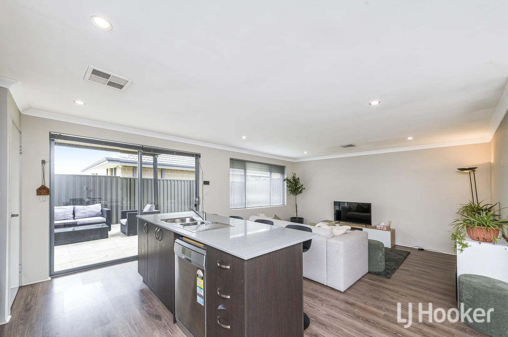 Additional image 8 of 87 Narran Street, Hilbert WA 6112