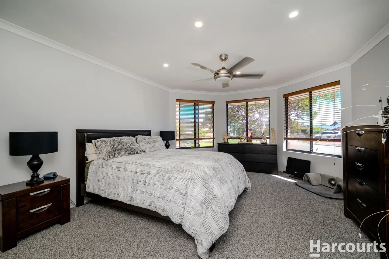 26 Woodbine Loop, Tapping WA 6065 photo 3