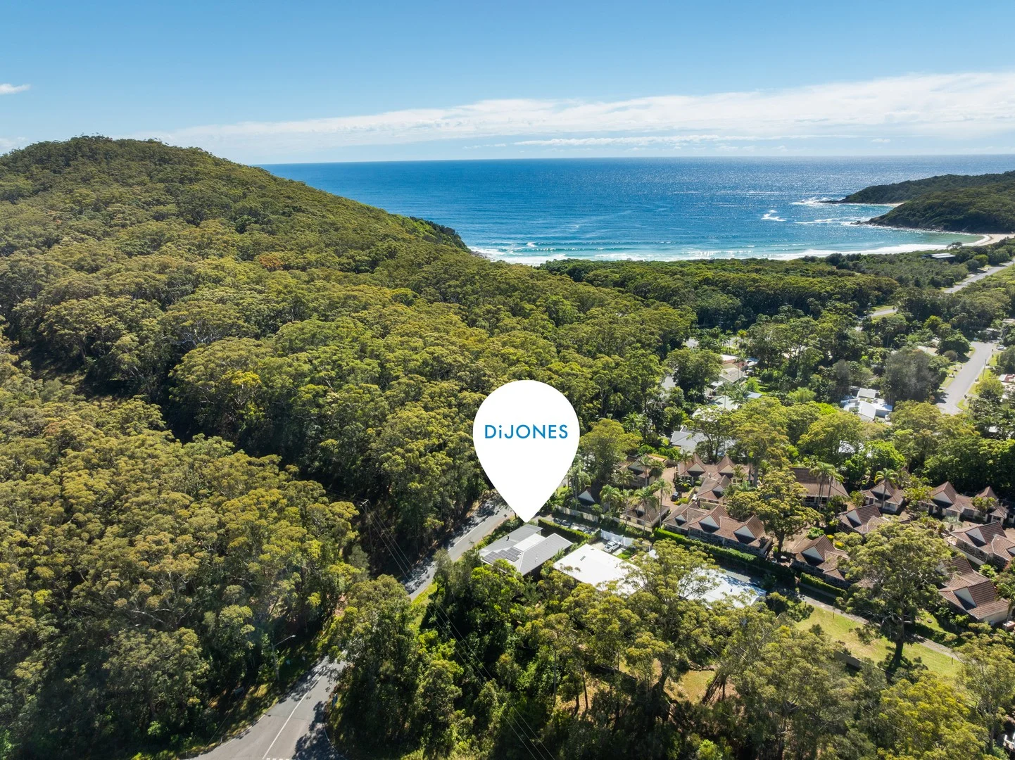 1 The Lakes Way, Elizabeth Beach NSW 2428